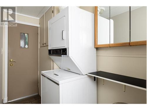 6900 Tronson Road Unit# 107, Vernon, BC - Indoor Photo Showing Laundry Room