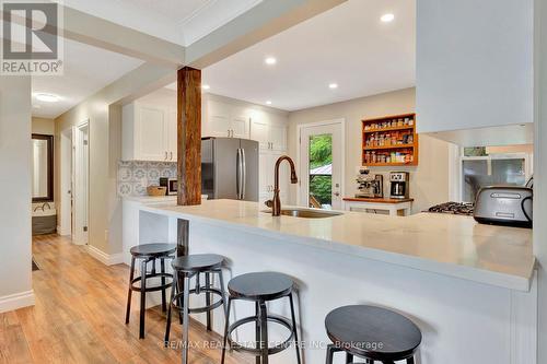 53 Stewart Avenue, Cambridge, ON - Indoor Photo Showing Kitchen With Upgraded Kitchen