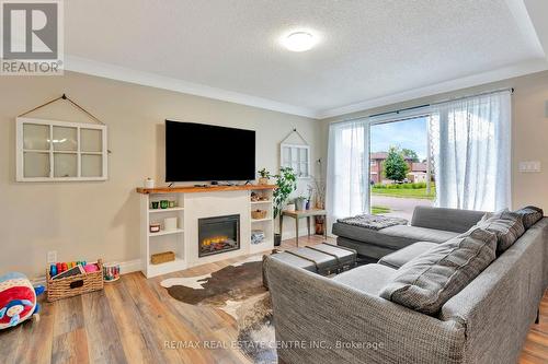 53 Stewart Avenue, Cambridge, ON - Indoor Photo Showing Living Room With Fireplace