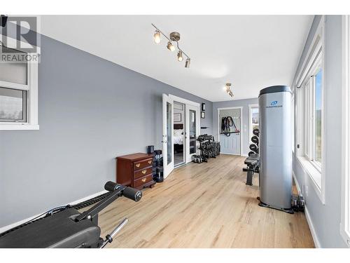 9020 Jim Bailey Road Unit# 33A, Kelowna, BC - Indoor Photo Showing Gym Room