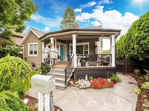 1881 Ethel Street, Kelowna, BC - Outdoor With Deck Patio Veranda