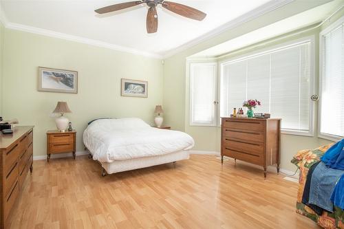 344-665 Cook Road, Kelowna, BC - Indoor Photo Showing Bedroom