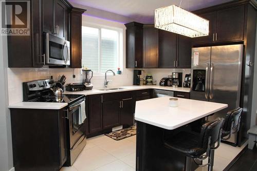 8616 74 Street, Fort St. John, BC - Indoor Photo Showing Kitchen