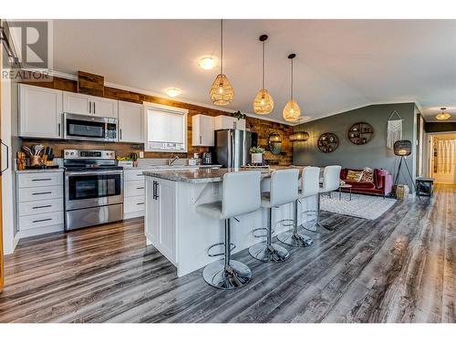 12560 Westside Road Road Unit# 61, Vernon, BC - Indoor Photo Showing Kitchen