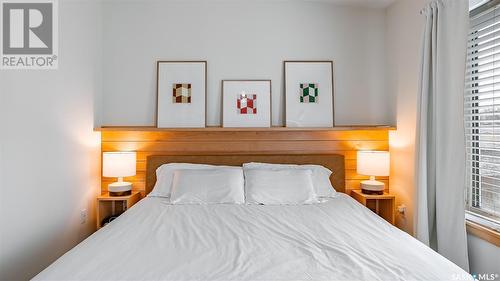 321 D Avenue S, Saskatoon, SK - Indoor Photo Showing Bedroom