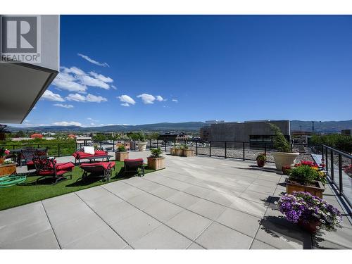 485 Groves Avenue Unit# 402, Kelowna, BC - Outdoor With View