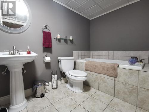 3004 Seton Crescent, Prince George, BC - Indoor Photo Showing Bathroom