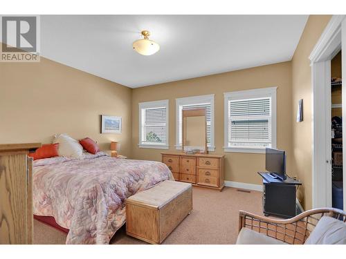 1625 Merlot Drive, West Kelowna, BC - Indoor Photo Showing Bedroom