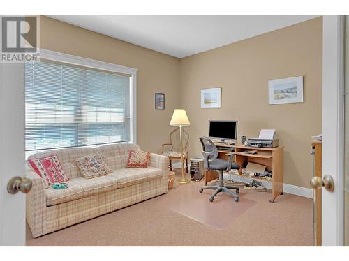 1625 Merlot Drive, West Kelowna, BC - Indoor Photo Showing Office