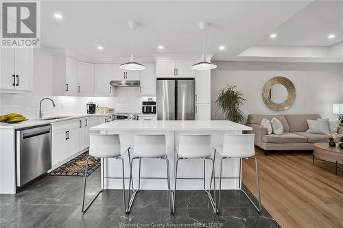 103 Reed Street, Essex, ON - Indoor Photo Showing Kitchen With Upgraded Kitchen