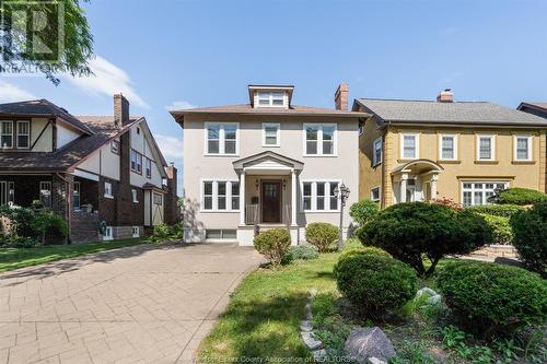 1076 Victoria Avenue, Windsor, ON - Outdoor With Facade