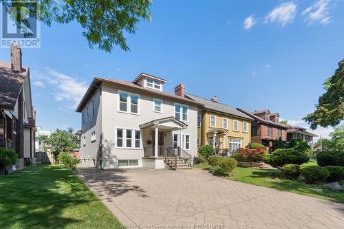 1076 Victoria Avenue, Windsor, ON - Outdoor With Facade