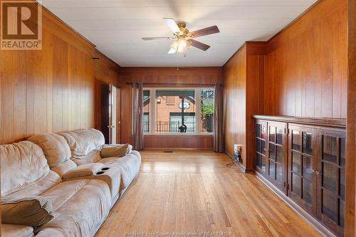 1076 Victoria Avenue, Windsor, ON - Indoor Photo Showing Other Room