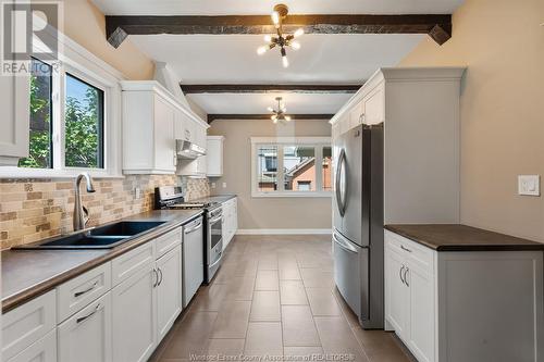 1076 Victoria Avenue, Windsor, ON - Indoor Photo Showing Kitchen With Double Sink