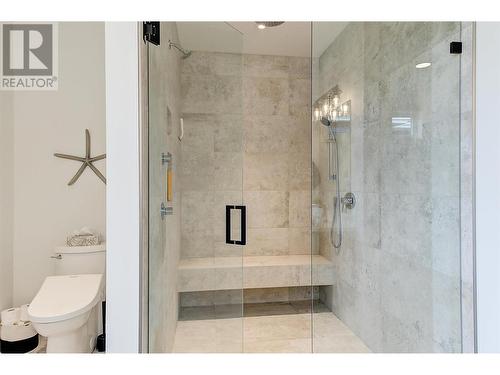 2489 Tallus Heights Drive, West Kelowna, BC - Indoor Photo Showing Bathroom