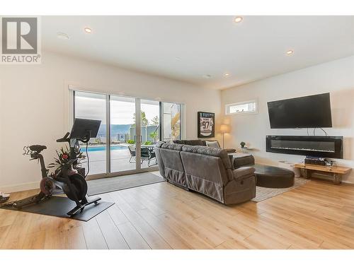 2489 Tallus Heights Drive, West Kelowna, BC - Indoor With Fireplace