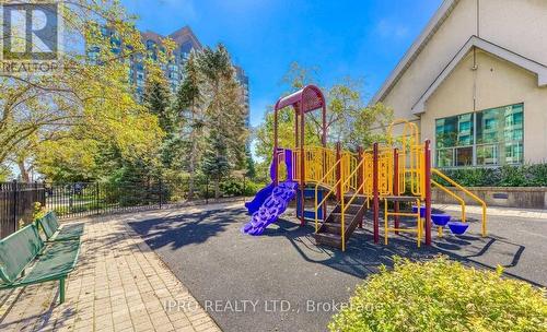 1612 - 2155 Burnhamthorpe Road W, Mississauga, ON - Outdoor