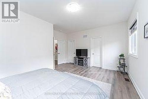 3 Grierson Trail, Hamilton, ON - Indoor Photo Showing Bedroom