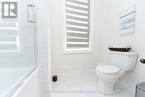 3 Grierson Trail, Hamilton, ON - Indoor Photo Showing Bathroom