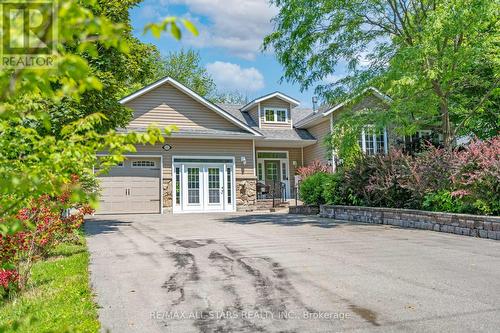 32 Oakdene Crescent, Kawartha Lakes, ON - Outdoor