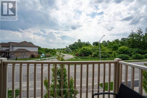 81 Echovalley Drive, Hamilton, ON - Outdoor