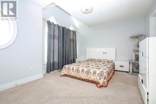 62 French Drive, Mono, ON - Indoor Photo Showing Bedroom