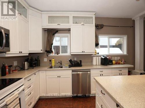 4723 Lathom Road, Port Alberni, BC - Indoor Photo Showing Kitchen With Double Sink