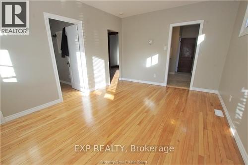 382 Mabel Avenue, Greater Sudbury, ON - Indoor Photo Showing Other Room