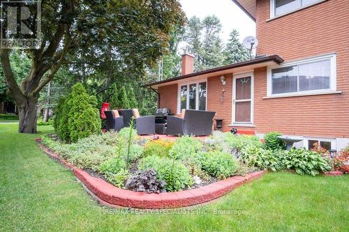 73 Thomson Drive, Hamilton, ON - Outdoor With Exterior