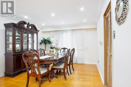 73 Thomson Drive, Hamilton, ON - Indoor Photo Showing Dining Room