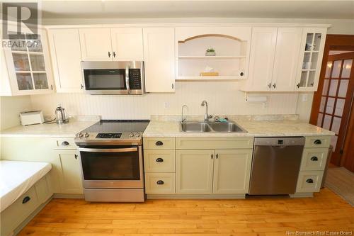 600 Route 776, Grand Manan, NB - Indoor Photo Showing Kitchen With Double Sink