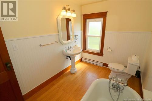 600 Route 776, Grand Manan, NB - Indoor Photo Showing Bathroom