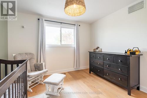 2451 Overton Drive, Burlington, ON - Indoor Photo Showing Bedroom