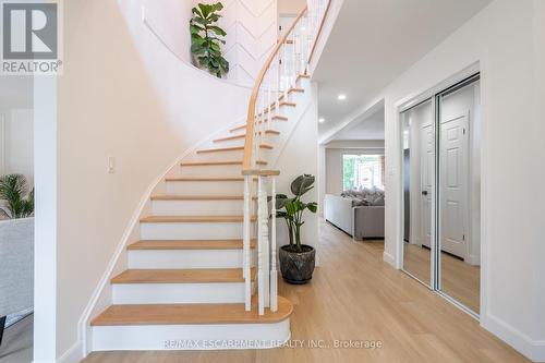 2451 Overton Drive, Burlington, ON - Indoor Photo Showing Other Room