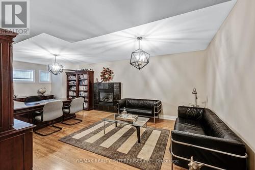 1421 Indian Grove, Mississauga, ON - Indoor With Fireplace