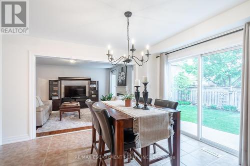 2167 Coldwater Street, Burlington, ON - Indoor Photo Showing Dining Room