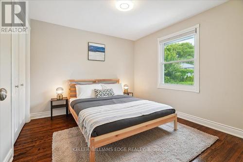 4199 Spruce Avenue, Burlington, ON - Indoor Photo Showing Bedroom