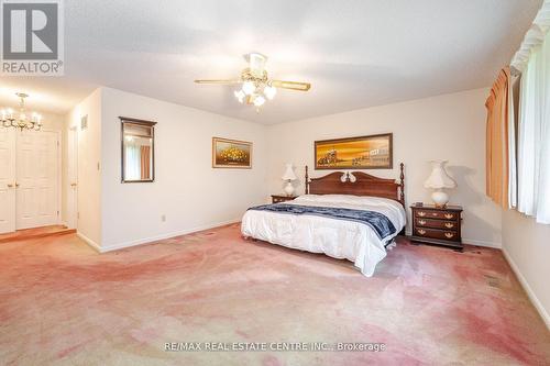 2536 Jarvis Street, Mississauga, ON - Indoor Photo Showing Bedroom