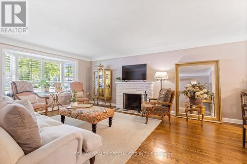 2067 Deyncourt Drive, Burlington, ON - Indoor Photo Showing Living Room With Fireplace