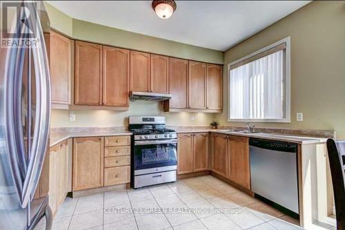 712 Hood Terrace, Milton, ON - Indoor Photo Showing Kitchen With Double Sink