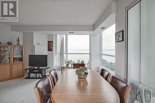 1001 - 415 Locust Street, Burlington, ON - Indoor Photo Showing Dining Room