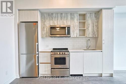 1306 - 251 Manitoba Street, Toronto, ON - Indoor Photo Showing Kitchen