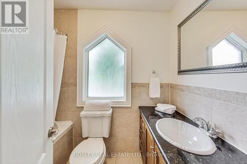 16 Cruikshank Avenue, Toronto, ON - Indoor Photo Showing Bathroom