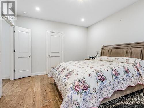 89 Anne Boulevard, Milton, ON - Indoor Photo Showing Bedroom