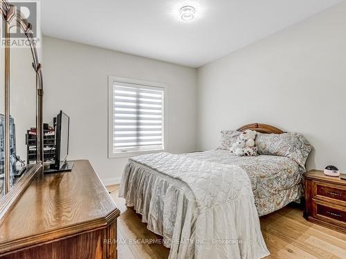 89 Anne Boulevard, Milton, ON - Indoor Photo Showing Bedroom