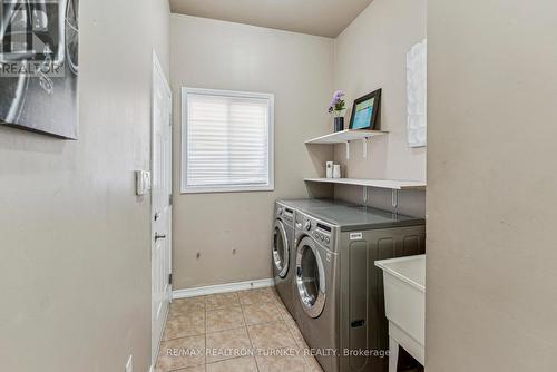 2232 Nevils Street, Innisfil, ON - Indoor Photo Showing Laundry Room
