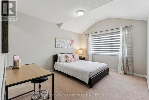 2232 Nevils Street, Innisfil, ON - Indoor Photo Showing Bedroom