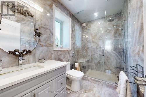 7205 19Th Side Road, King, ON - Indoor Photo Showing Bathroom