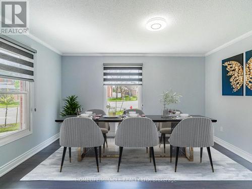 3821 Trelawny Circle, Mississauga, ON - Indoor Photo Showing Dining Room