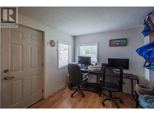 264 Douglas Avenue, Penticton, BC - Indoor Photo Showing Office